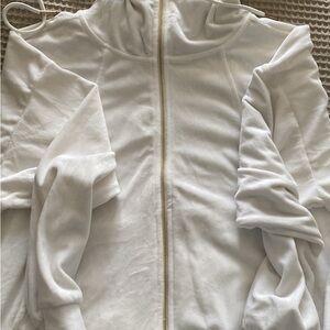 White Velour Fit